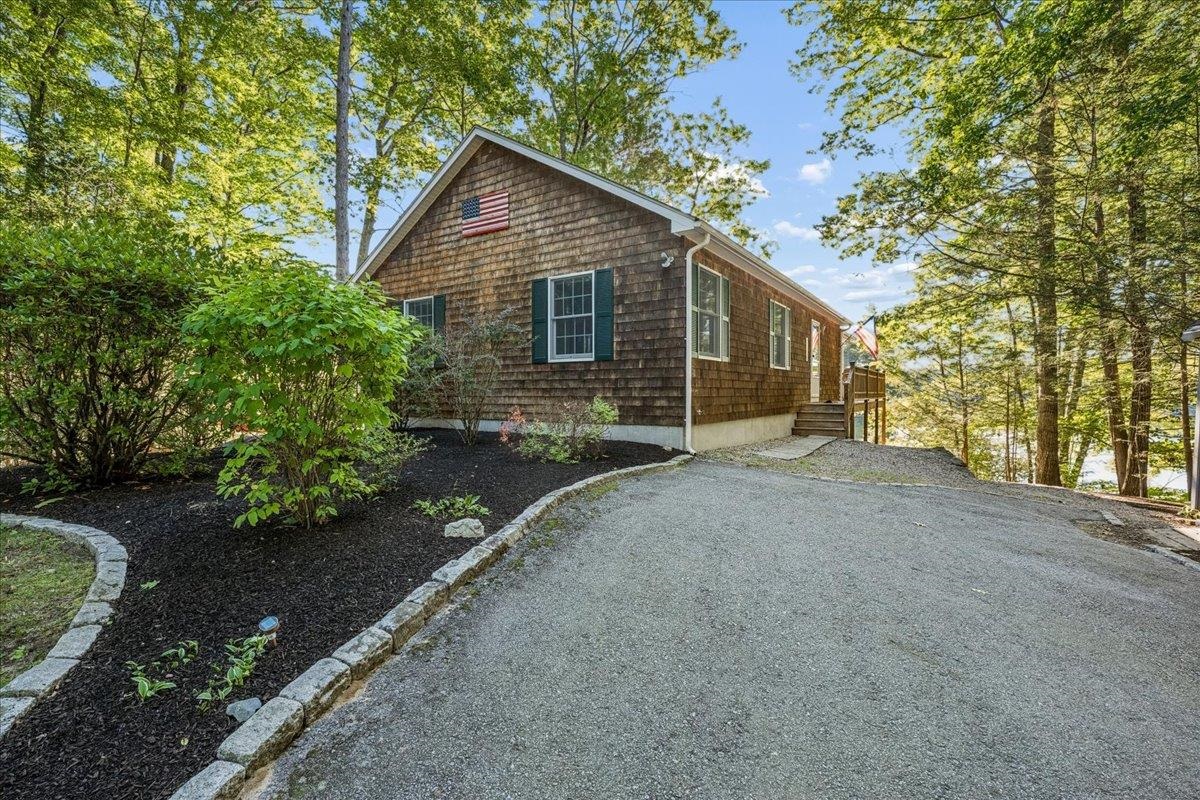 123 Kimball Drive Property Photo 4