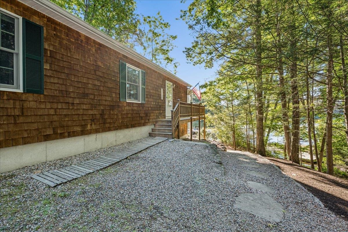 123 Kimball Drive Property Photo 5