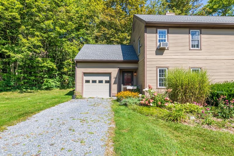 30 Slate Circle Property Photo 2