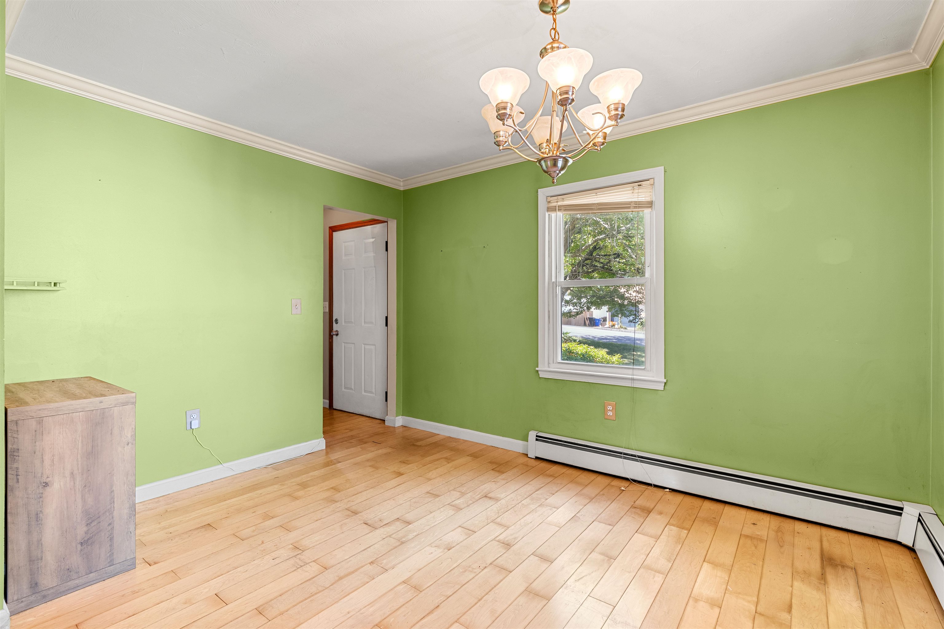 3 Betty Lane Property Photo 8