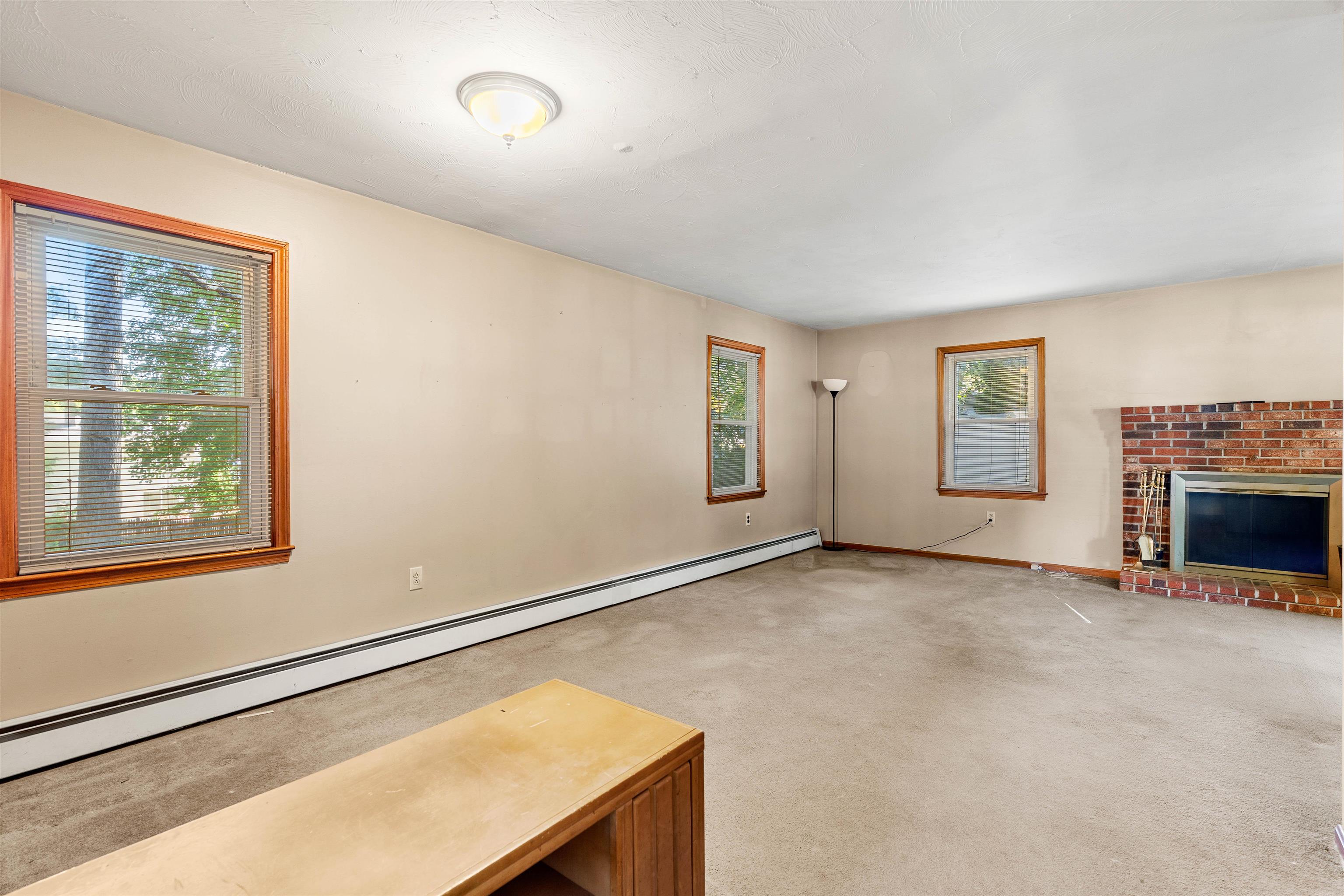 3 Betty Lane Property Photo 9