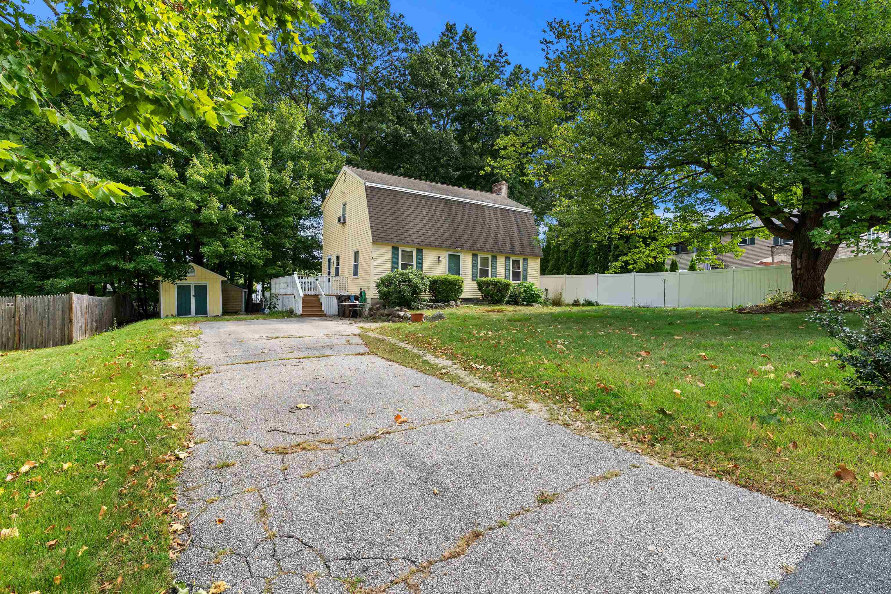 3 Betty Lane Property Photo 39