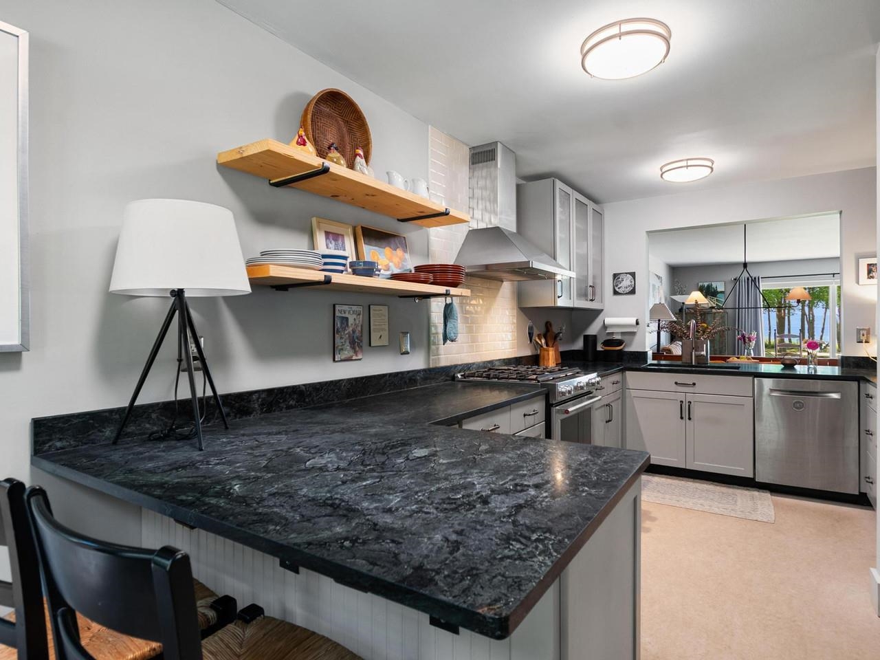 35 Northshore Drive Property Photo 19