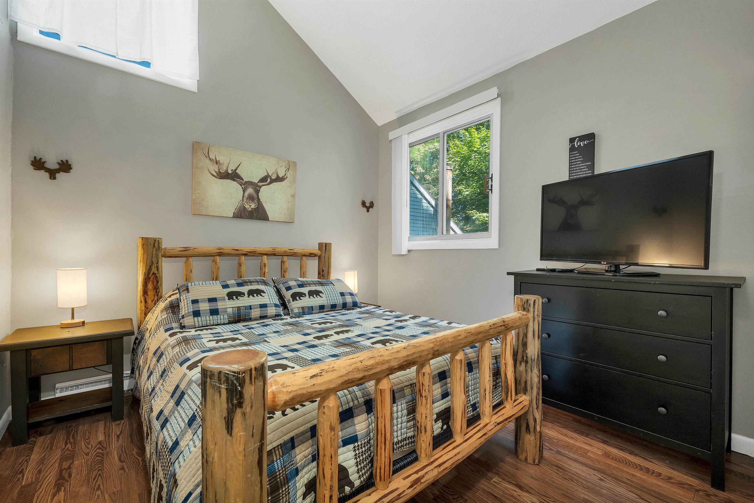 18 Condo Road Property Photo 14