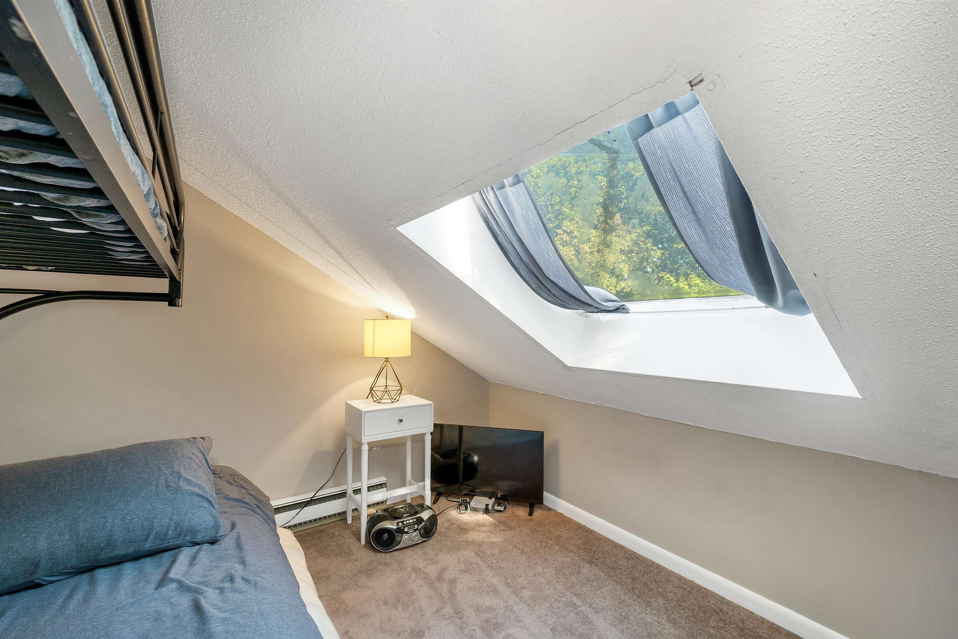 18 Condo Road Property Photo 20