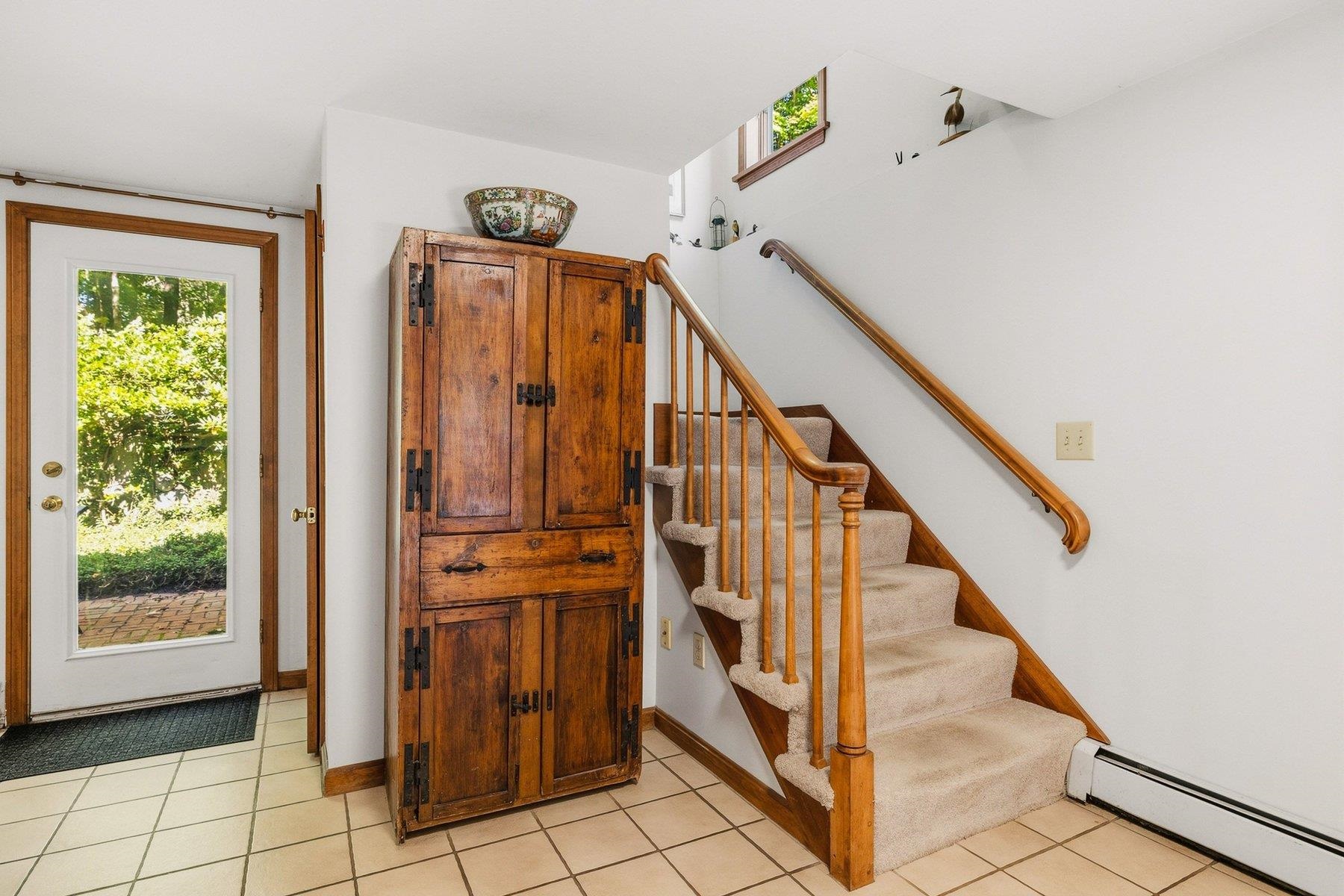 172 Packers Falls Road Property Photo 28