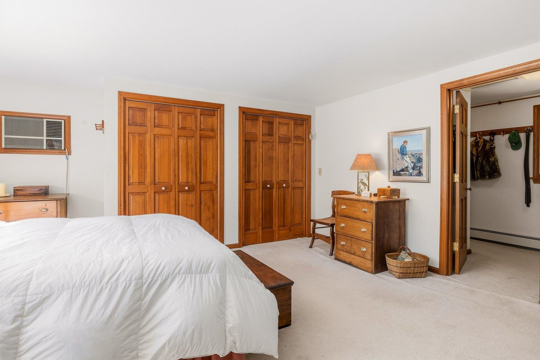 172 Packers Falls Road Property Photo 30