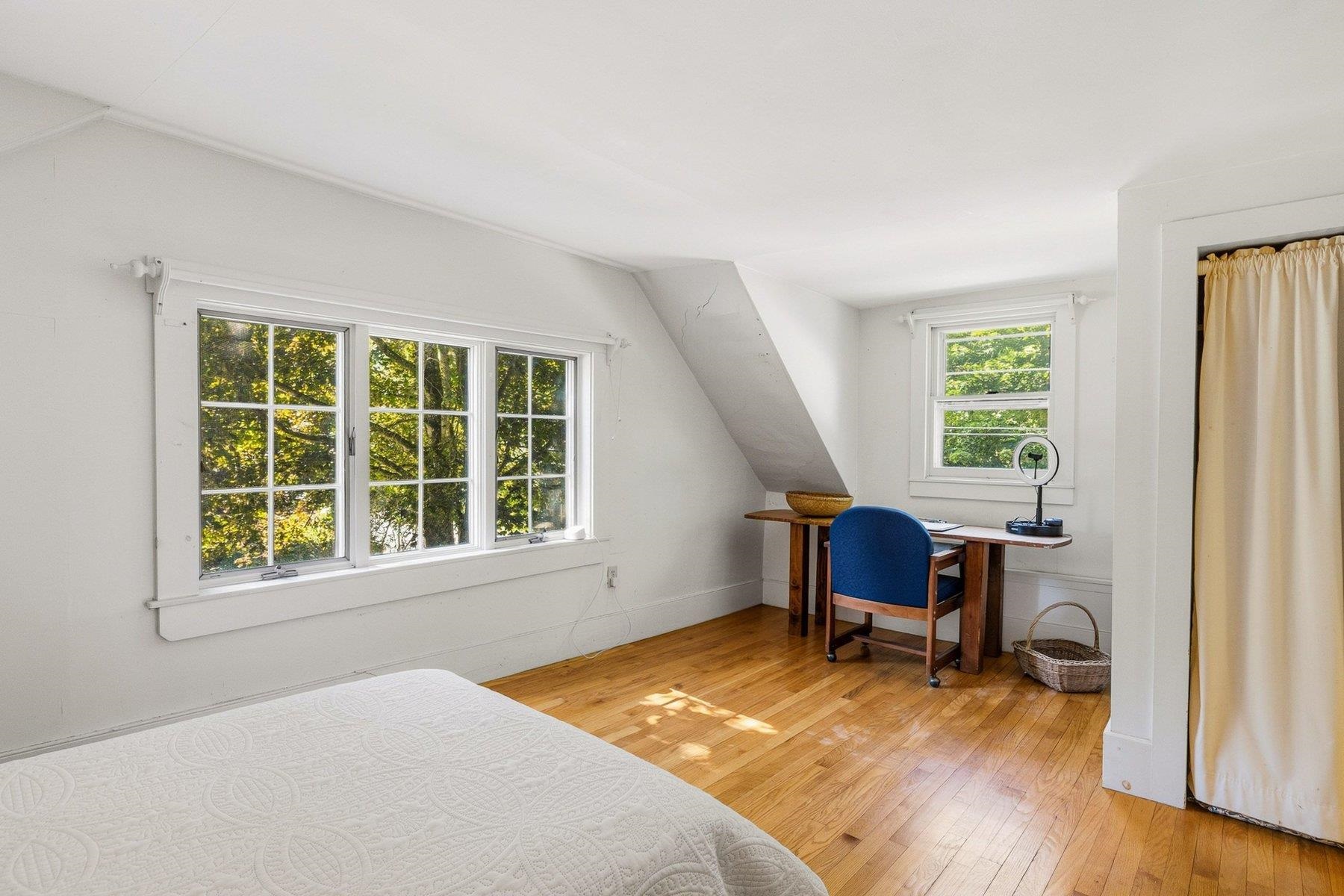 172 Packers Falls Road Property Photo 37