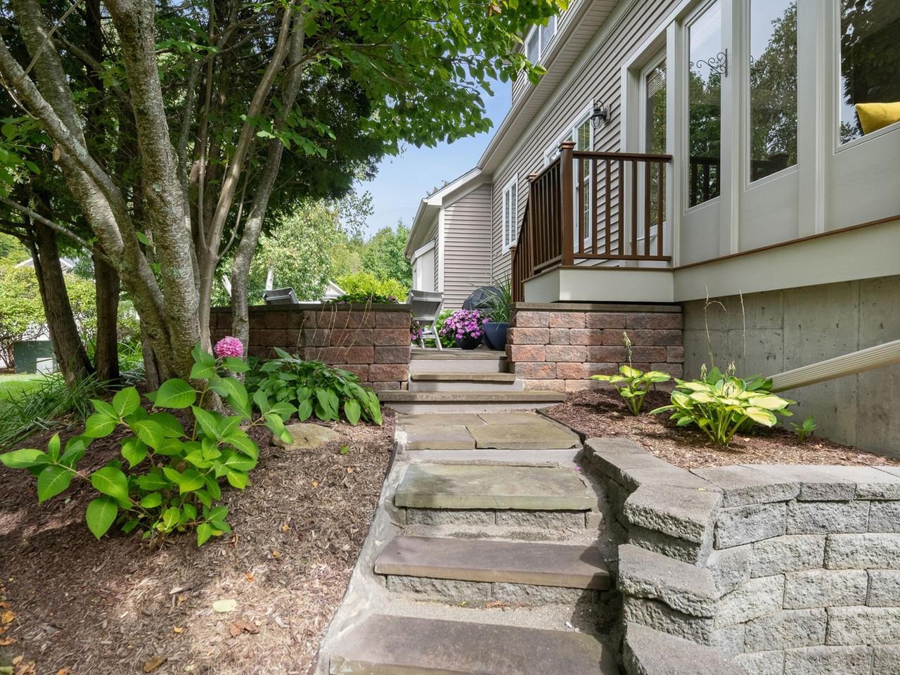 351 Michael Lane Property Photo 3