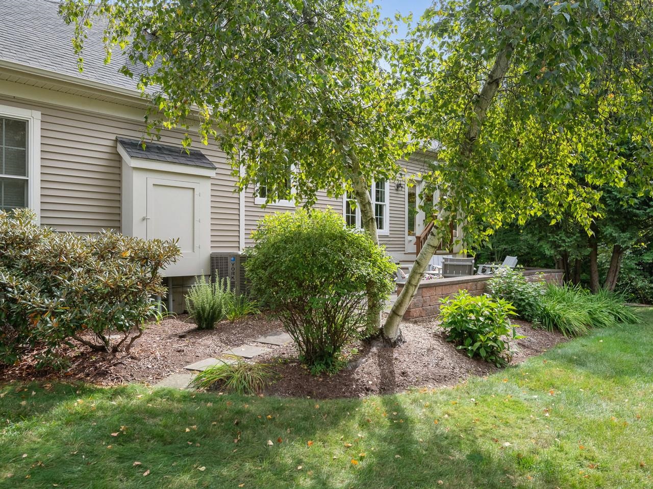 351 Michael Lane Property Photo 6