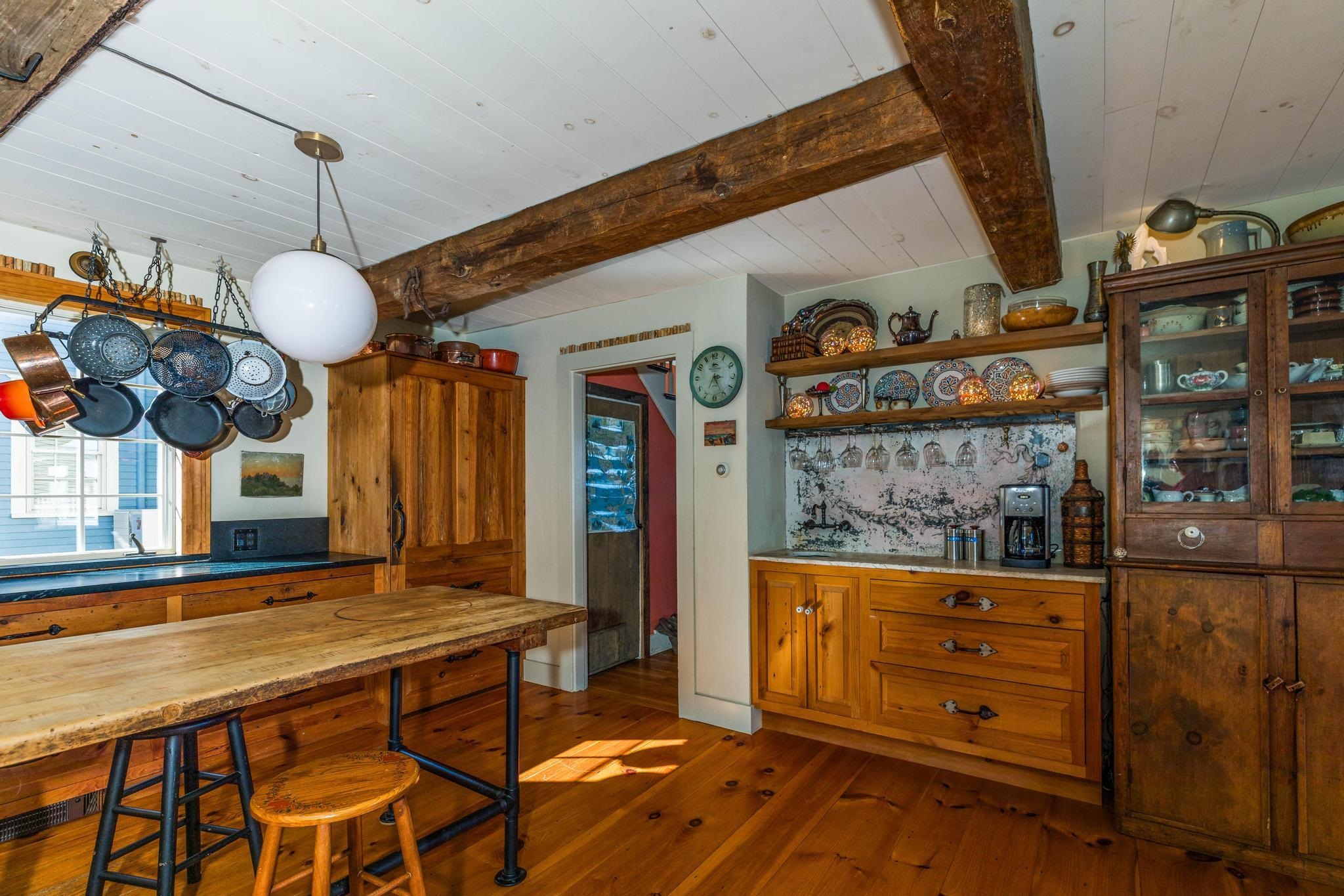 122 New Castle Avenue Property Photo 12