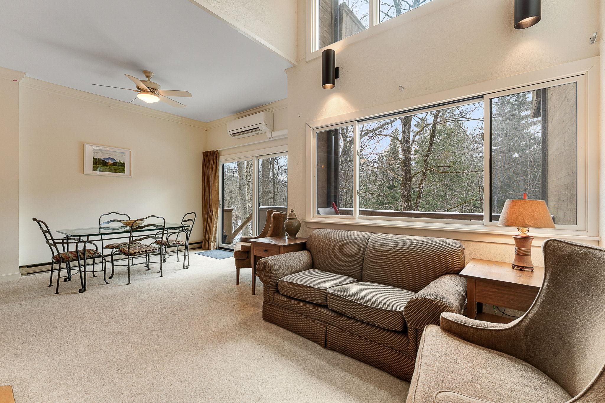 19 Timberline Drive Property Photo 17