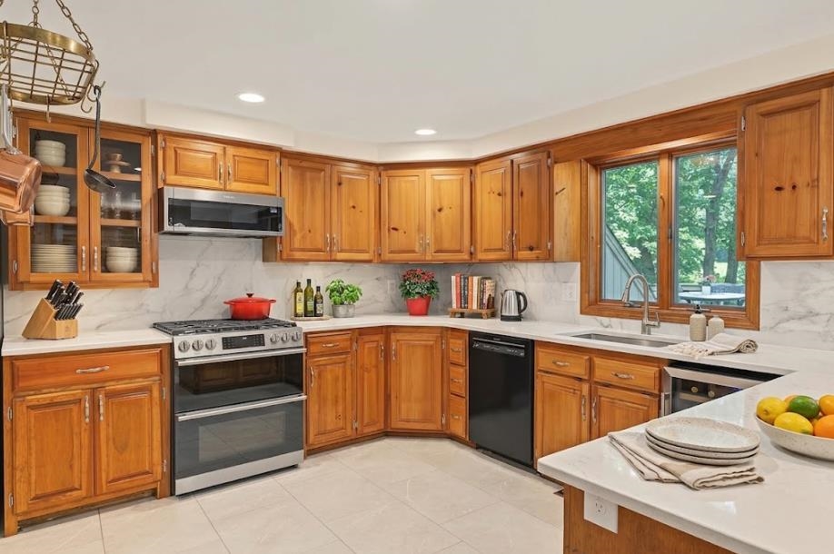 9 Millstream Drive Property Photo 14