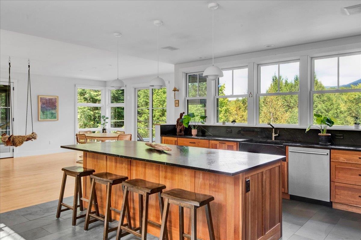 470 Evergreen Woods Road Property Photo 16