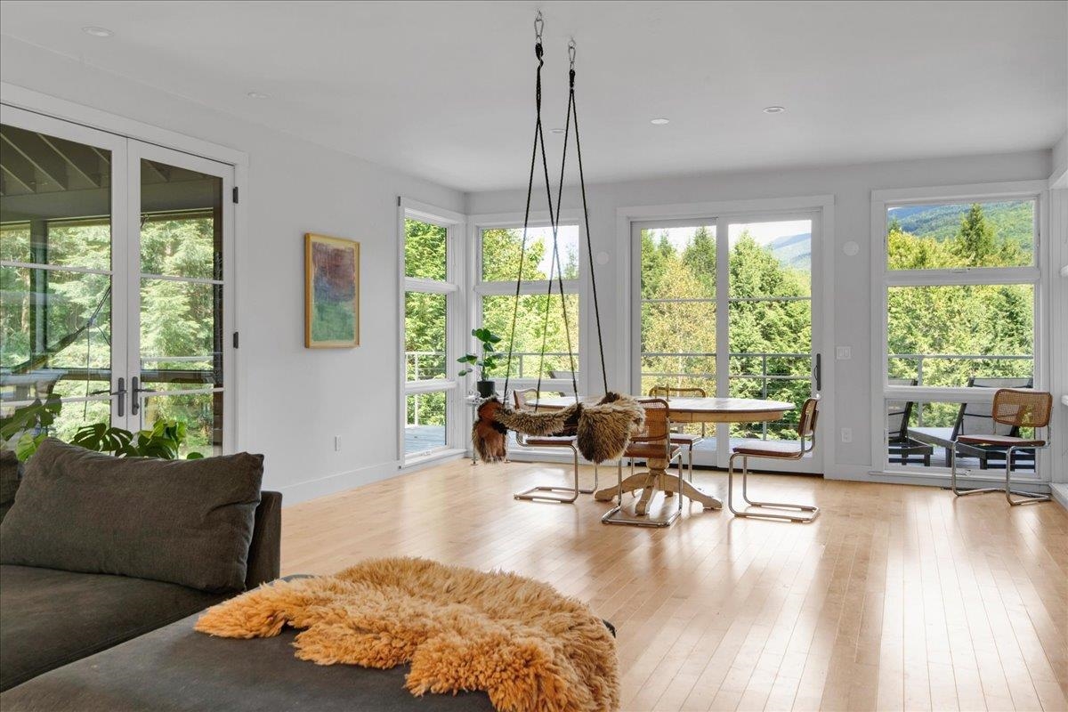 470 Evergreen Woods Road Property Photo 19