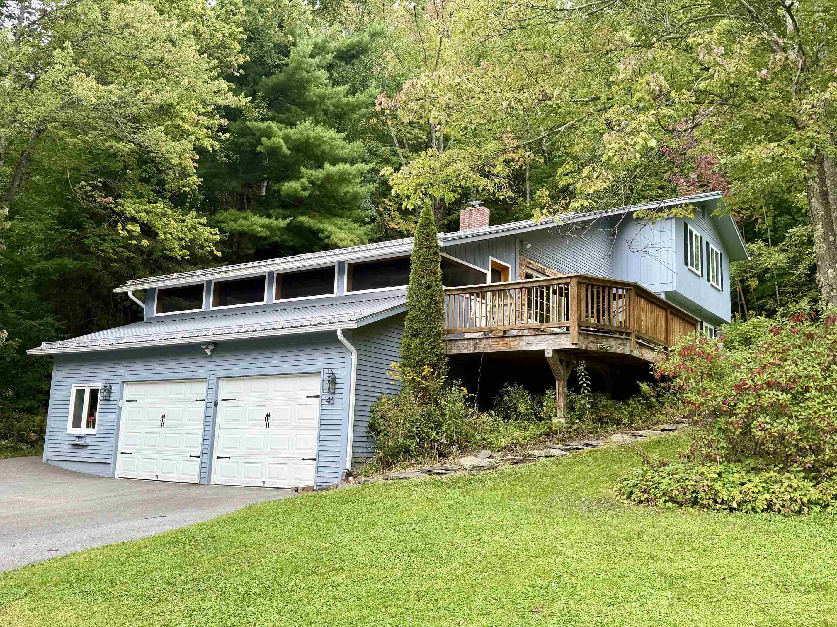 46 Foothills Drive Property Photo 2