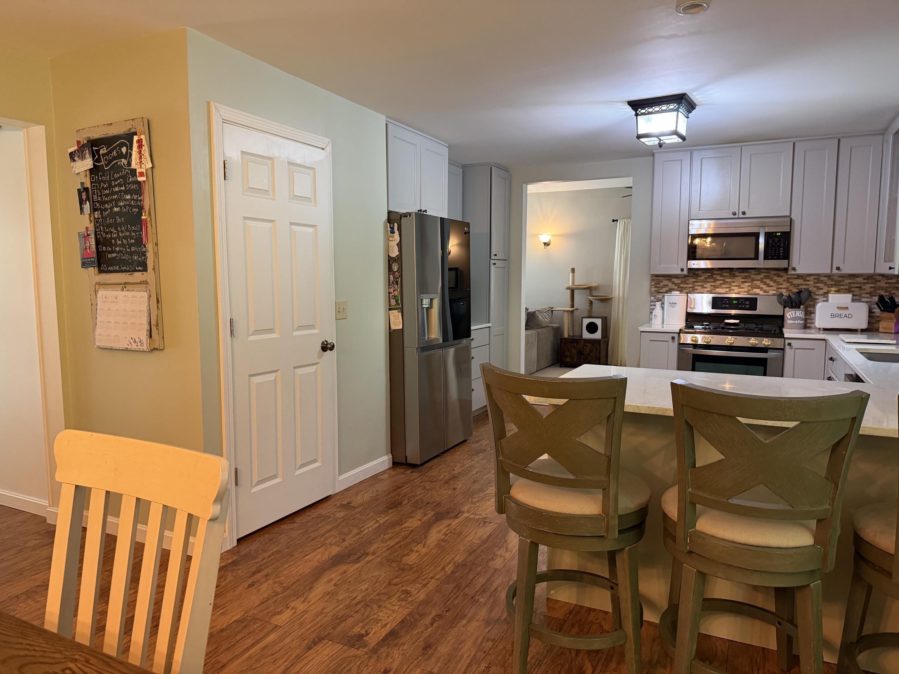 46 Foothills Drive Property Photo 10
