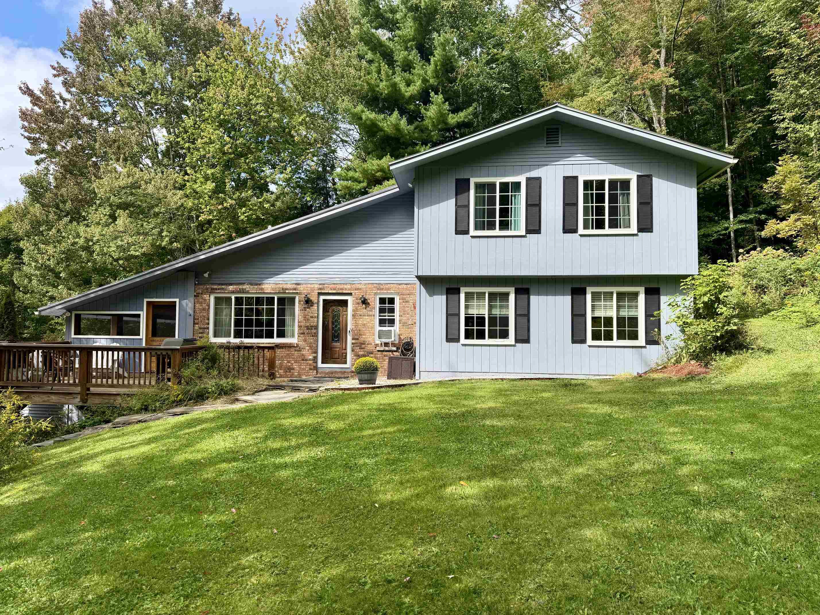 46 Foothills Drive Property Photo 49