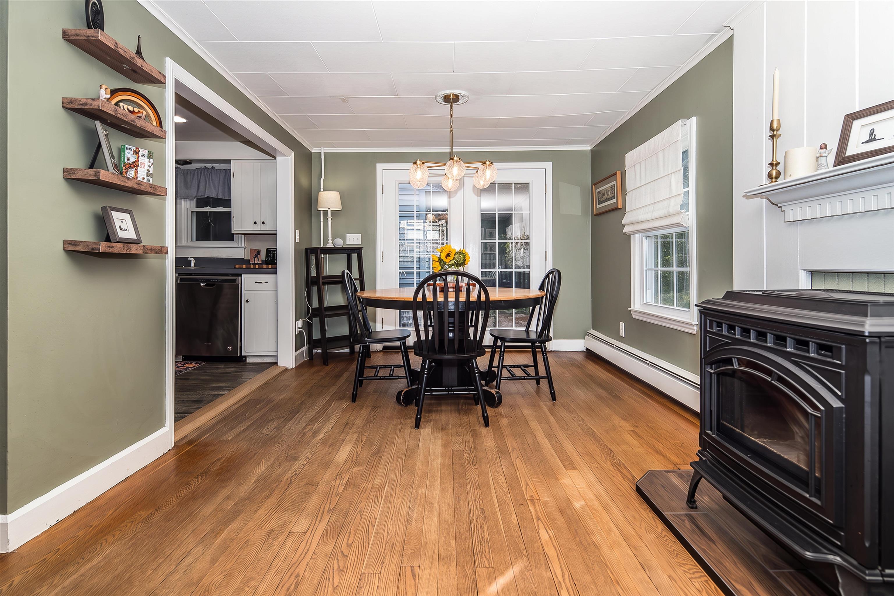 80 Davis Street Property Photo 4