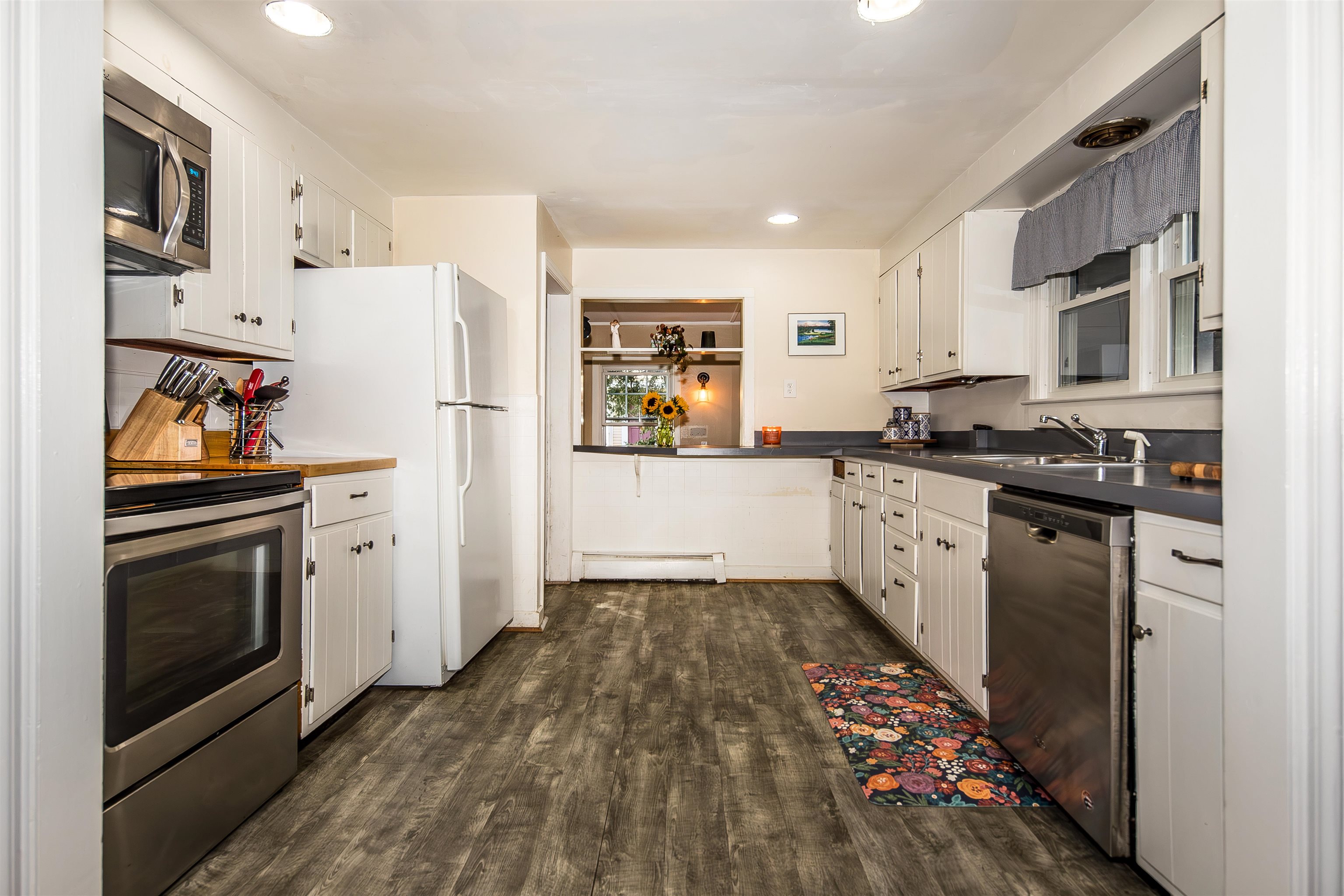 80 Davis Street Property Photo 7