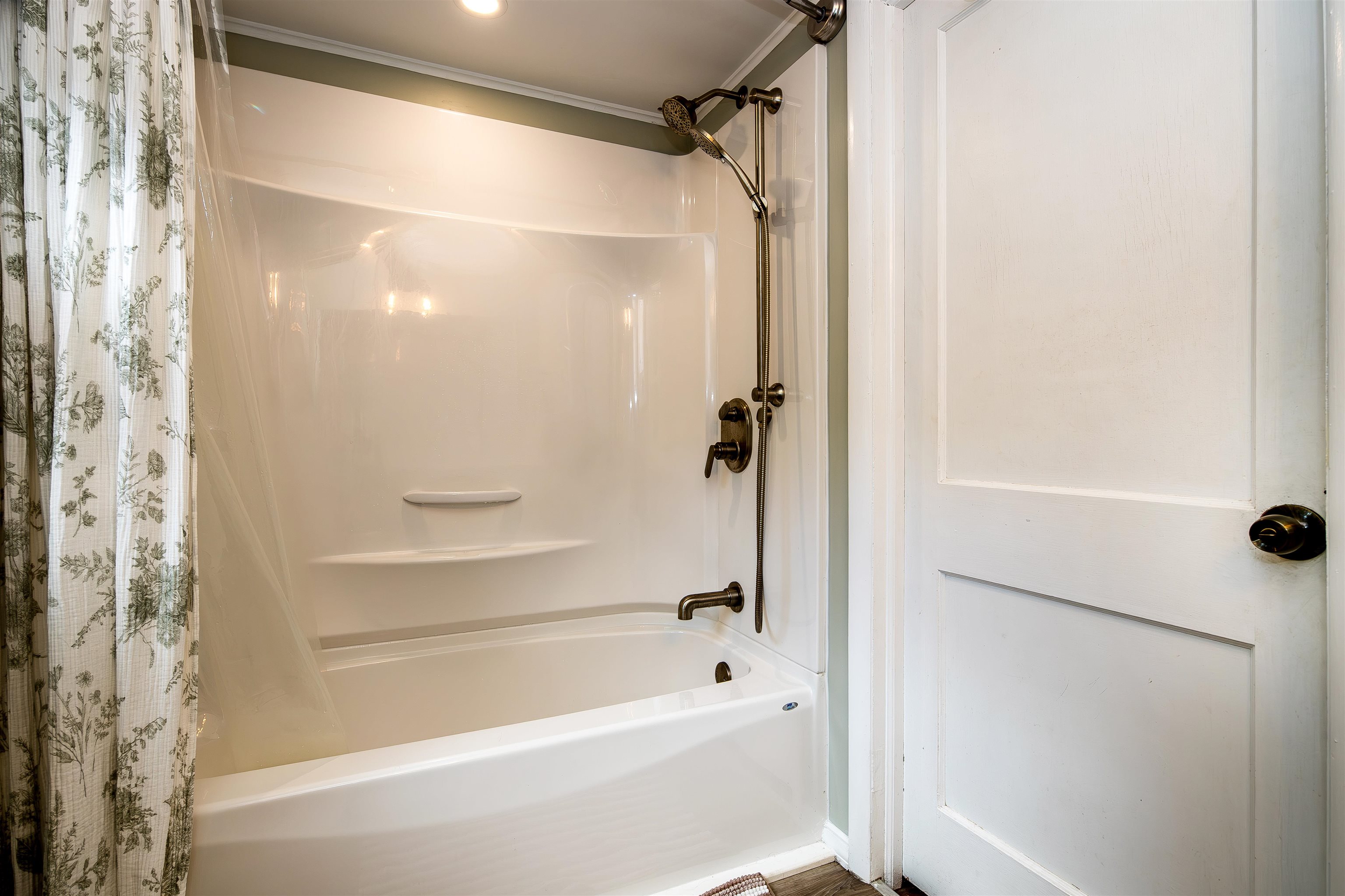 80 Davis Street Property Photo 28
