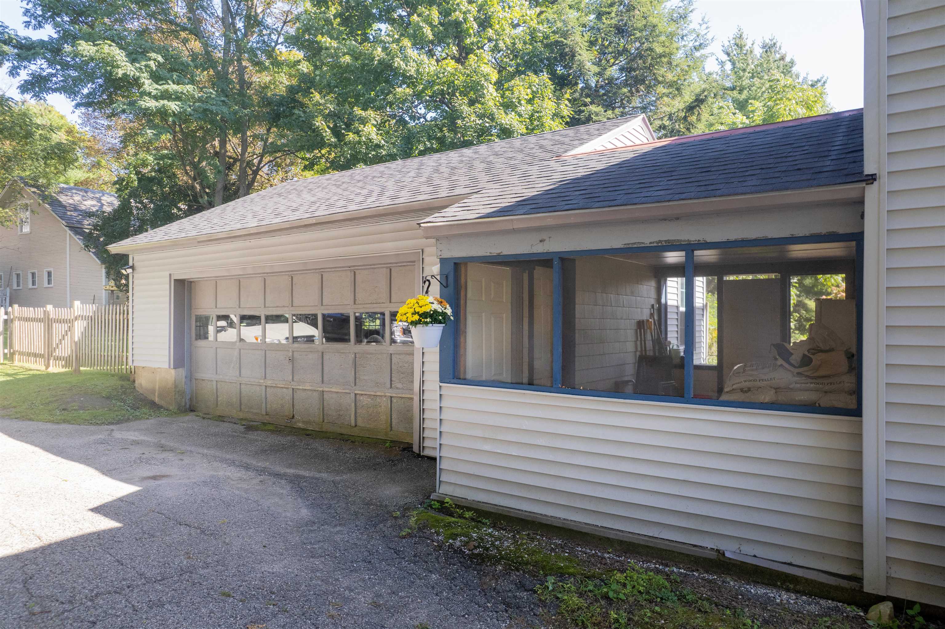 80 Davis Street Property Photo 29