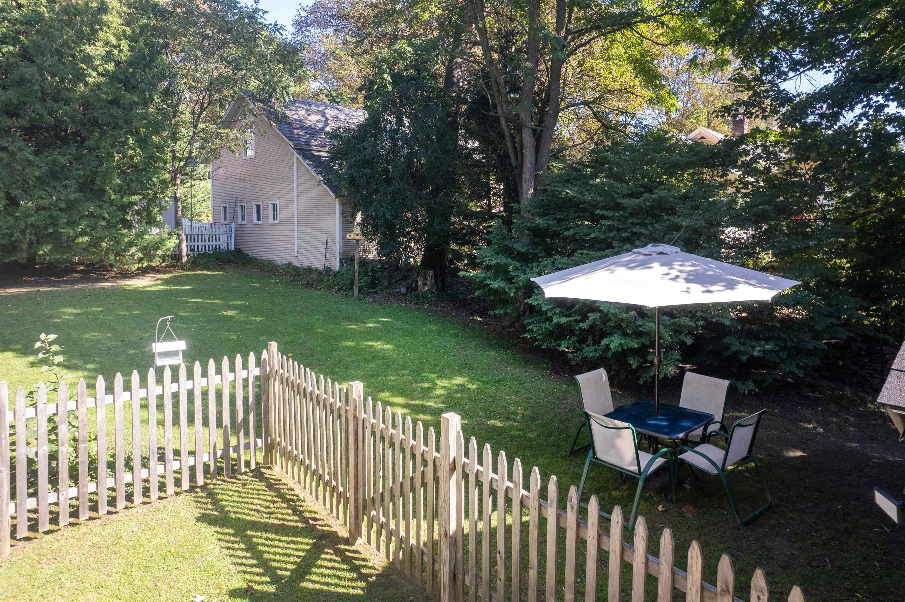 80 Davis Street Property Photo 33