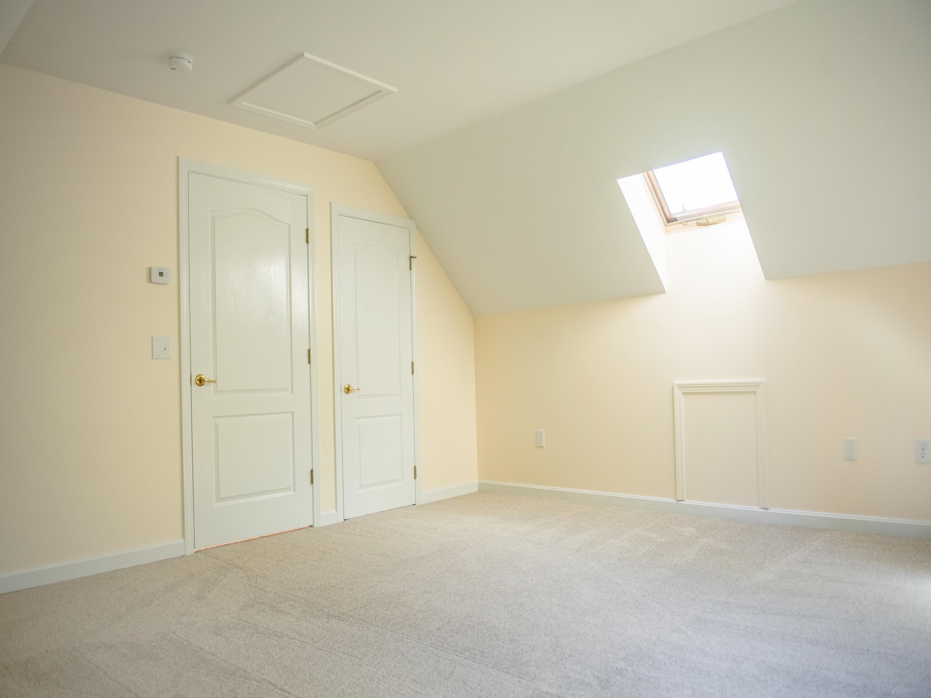 6 Country Commons Property Photo 18
