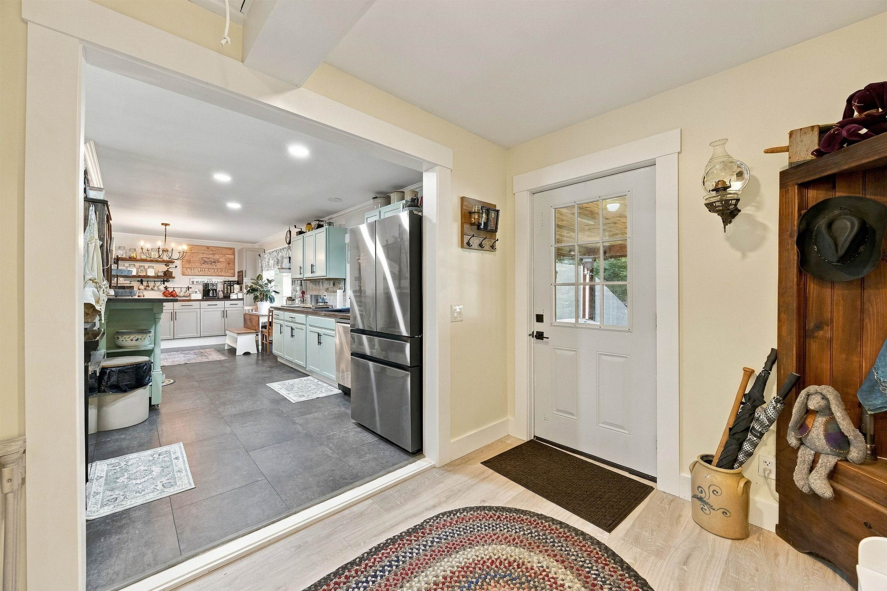 144 White Plains Road Property Photo 11