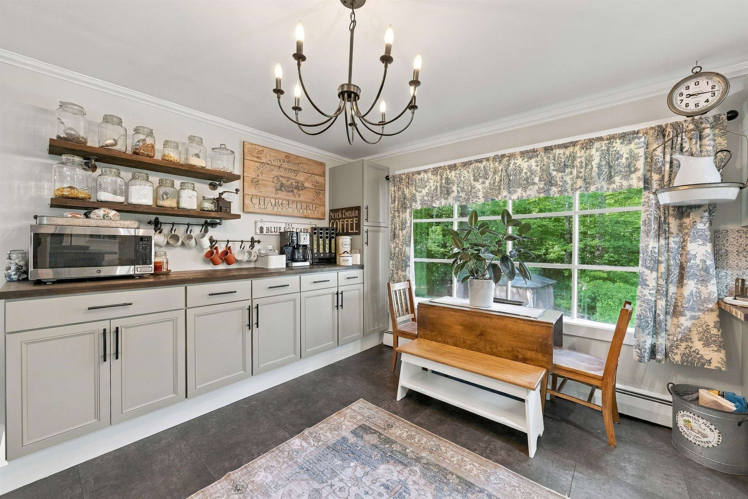 144 White Plains Road Property Photo 18