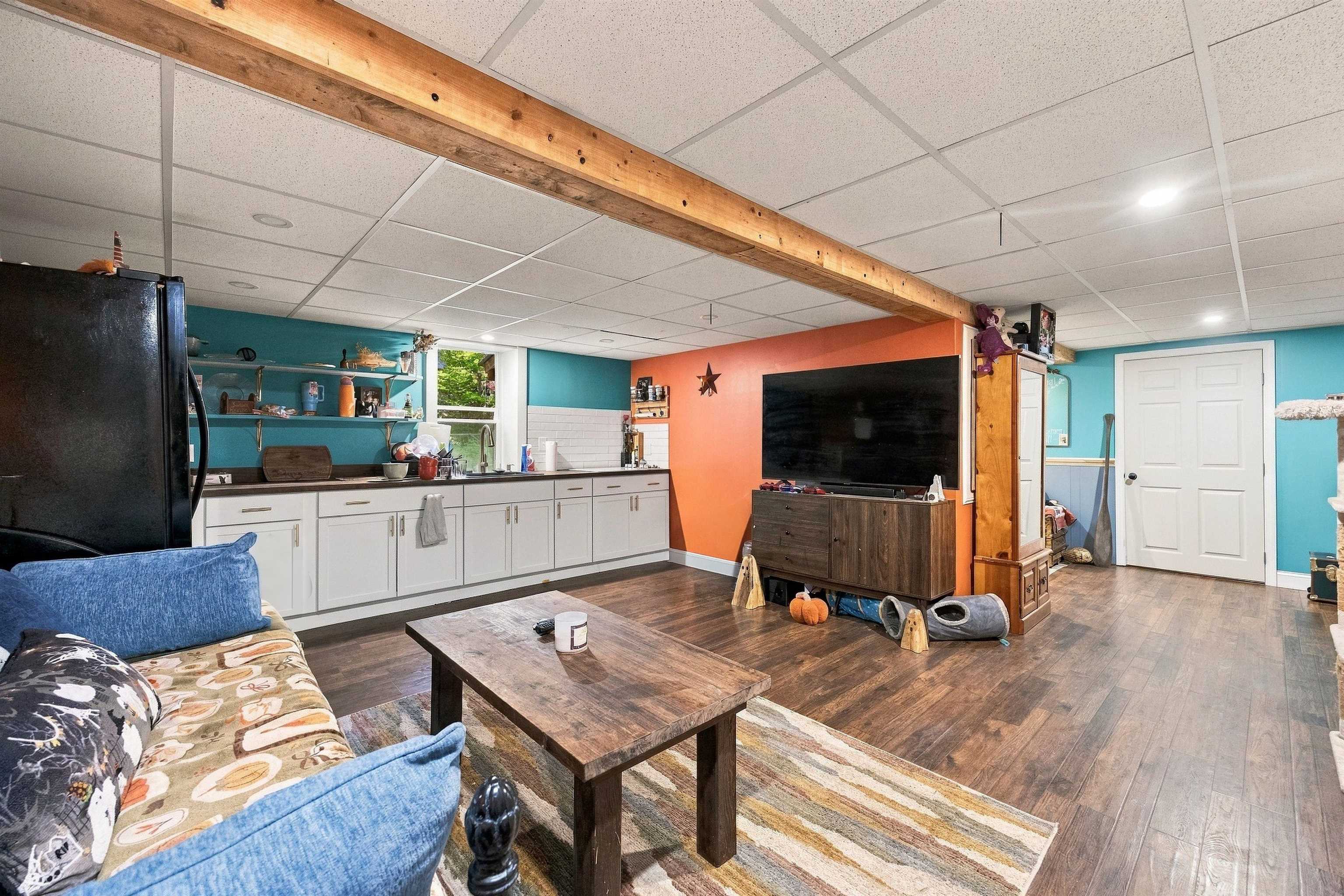 144 White Plains Road Property Photo 32