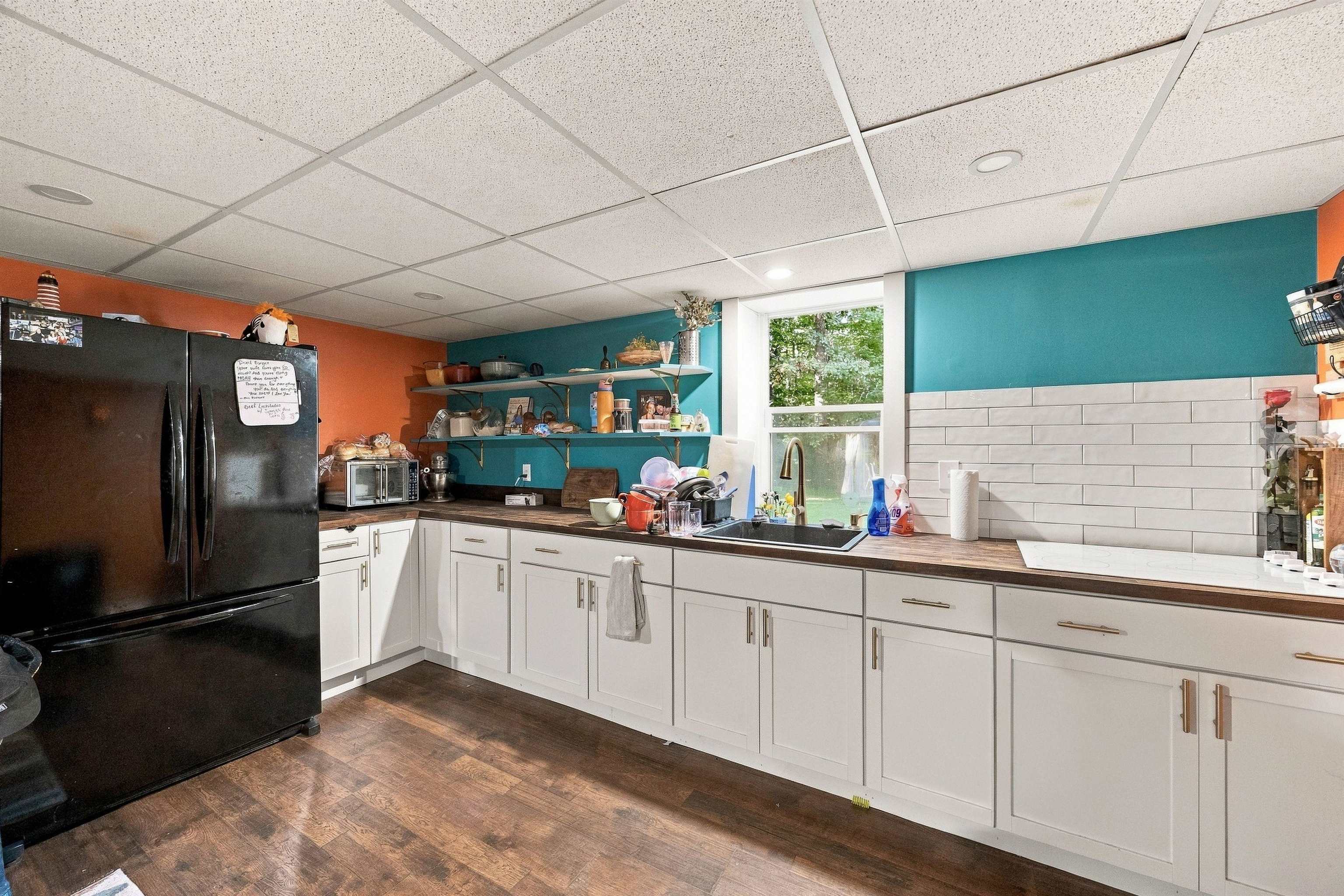 144 White Plains Road Property Photo 34
