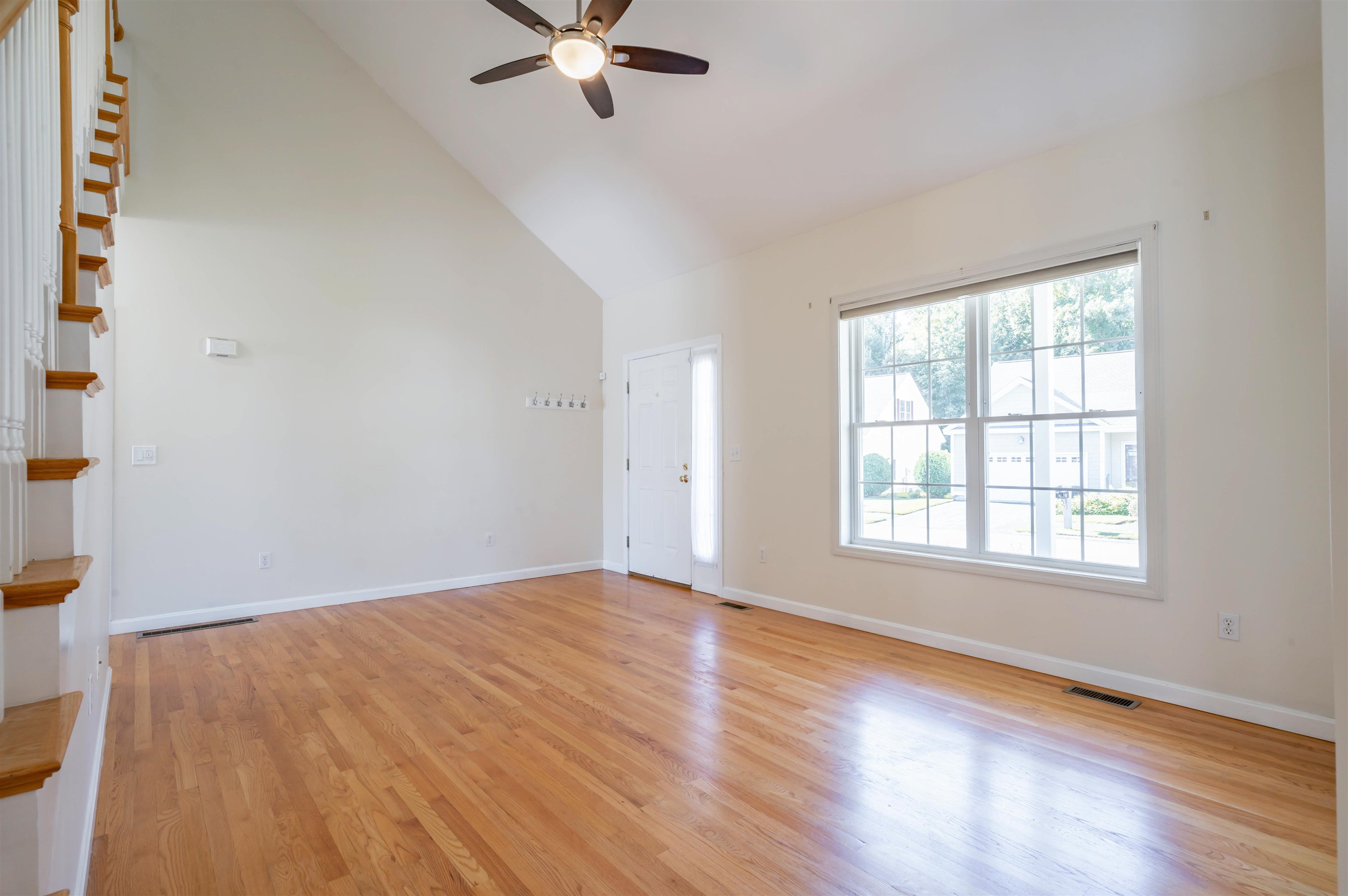 2 Usher Lane Property Photo 8