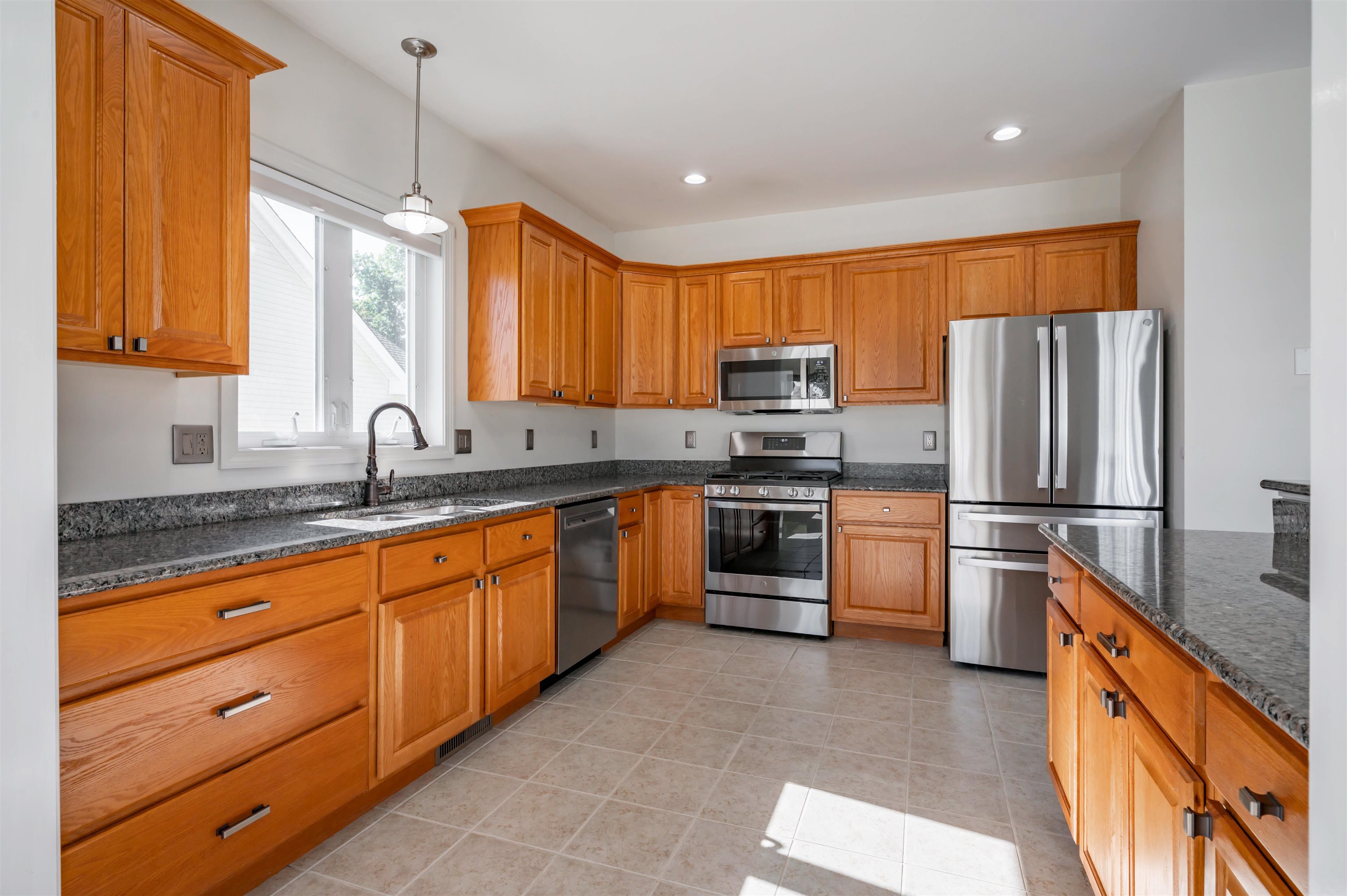 2 Usher Lane Property Photo 17