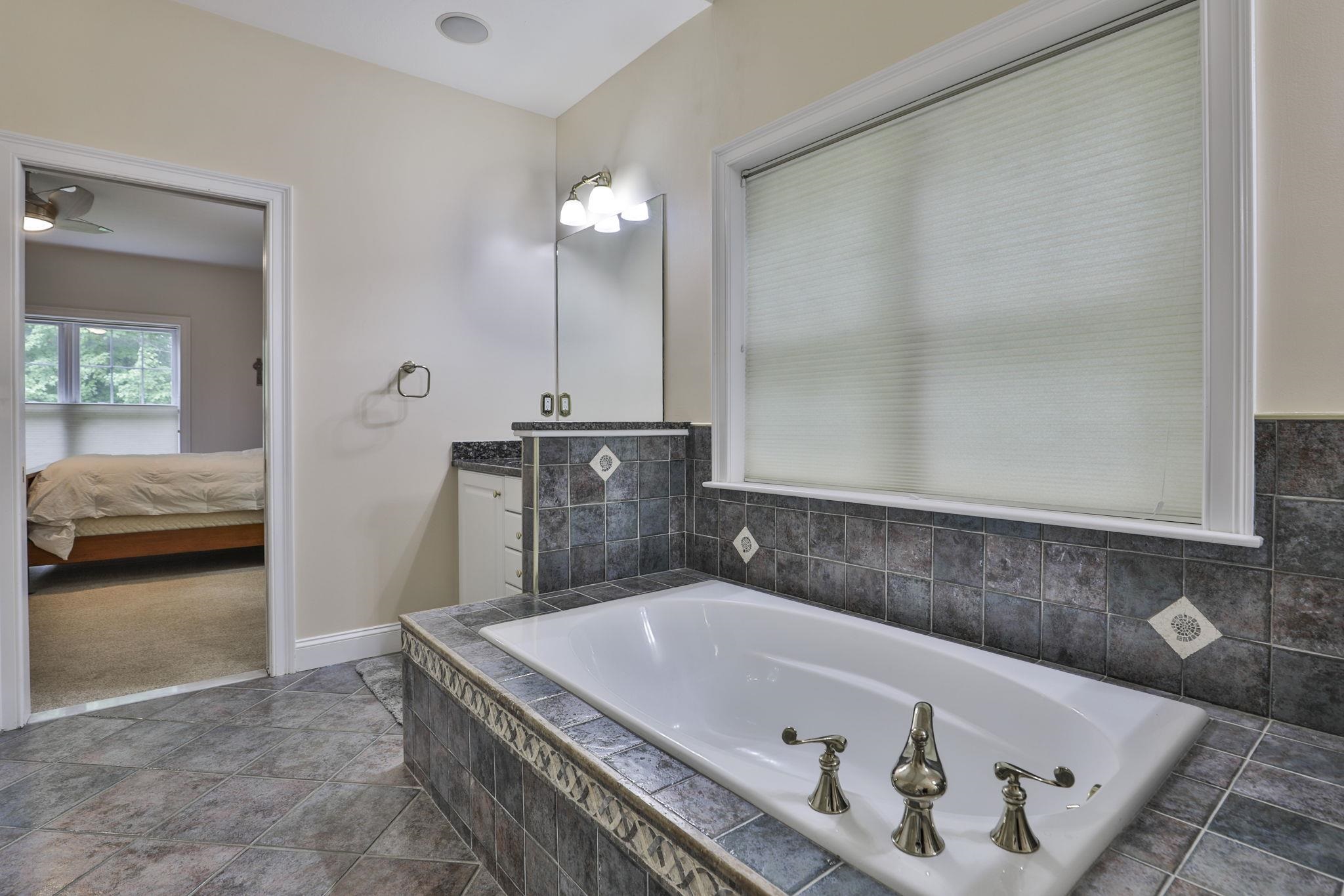 14 Hancock Drive Property Photo 34
