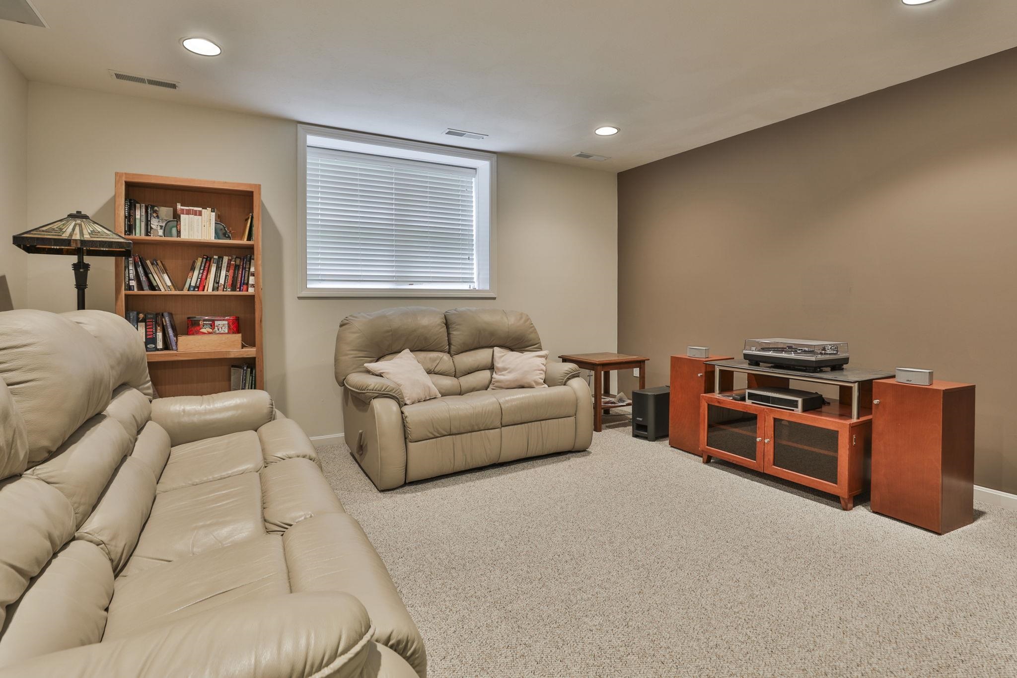 14 Hancock Drive Property Photo 38