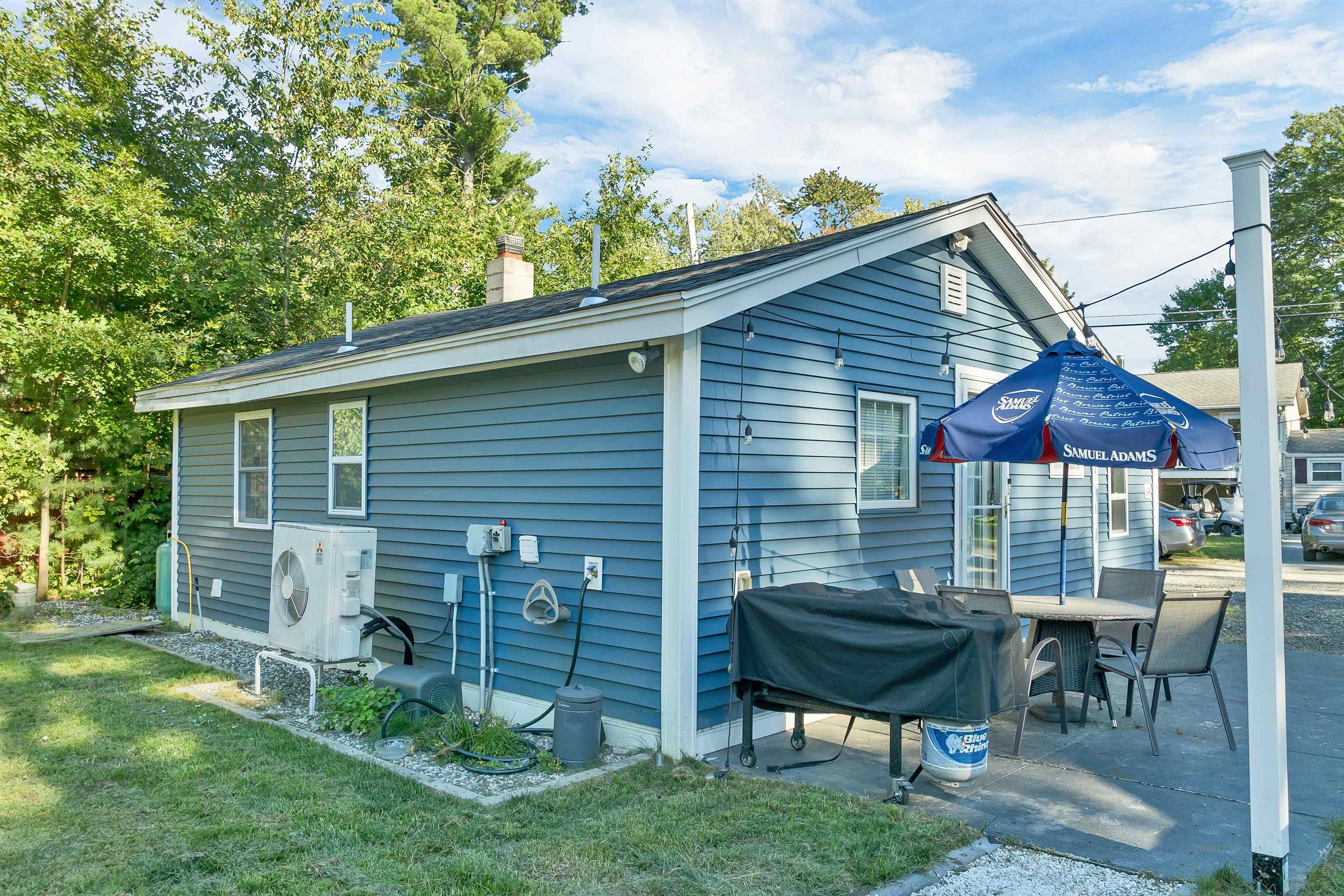 614 Collettes Grove Road Property Photo 3