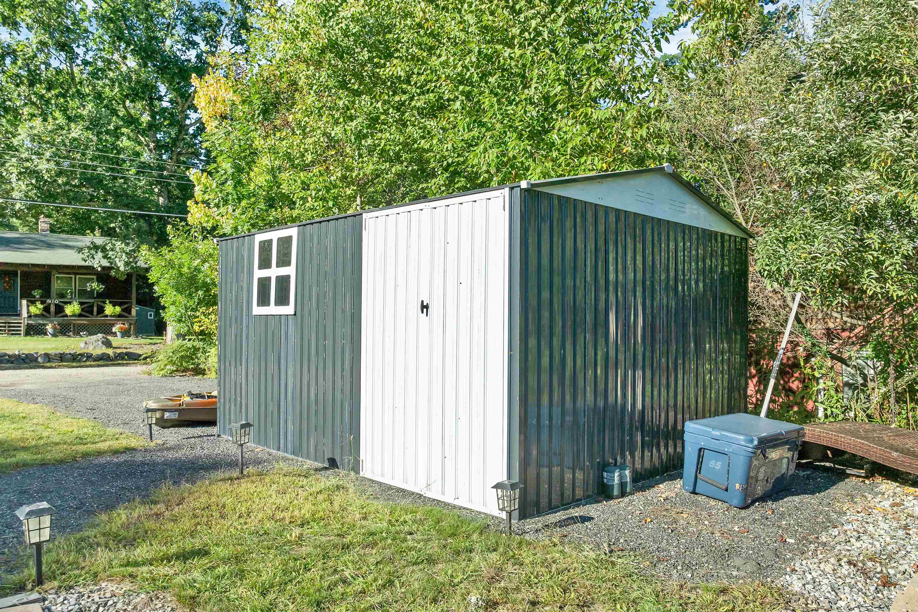 614 Collettes Grove Road Property Photo 7