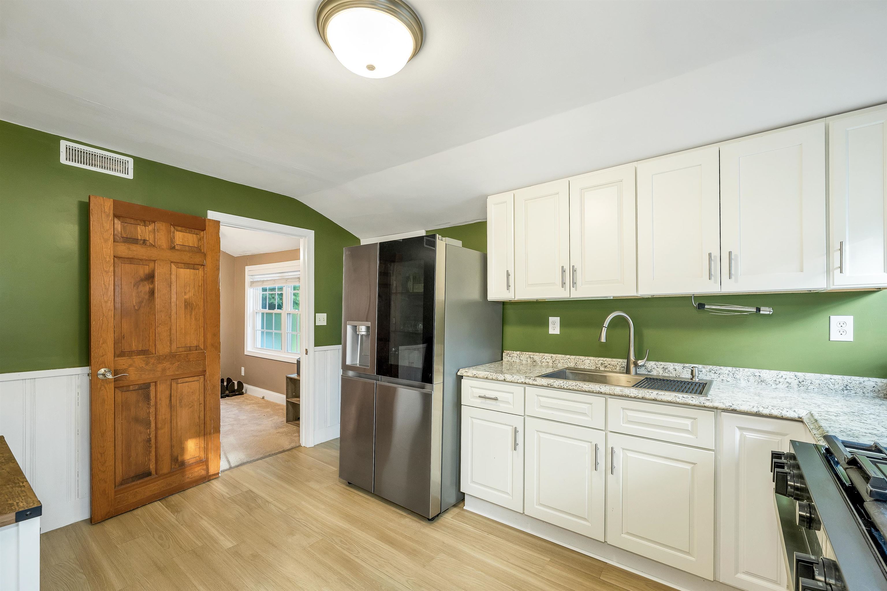 614 Collettes Grove Road Property Photo 28
