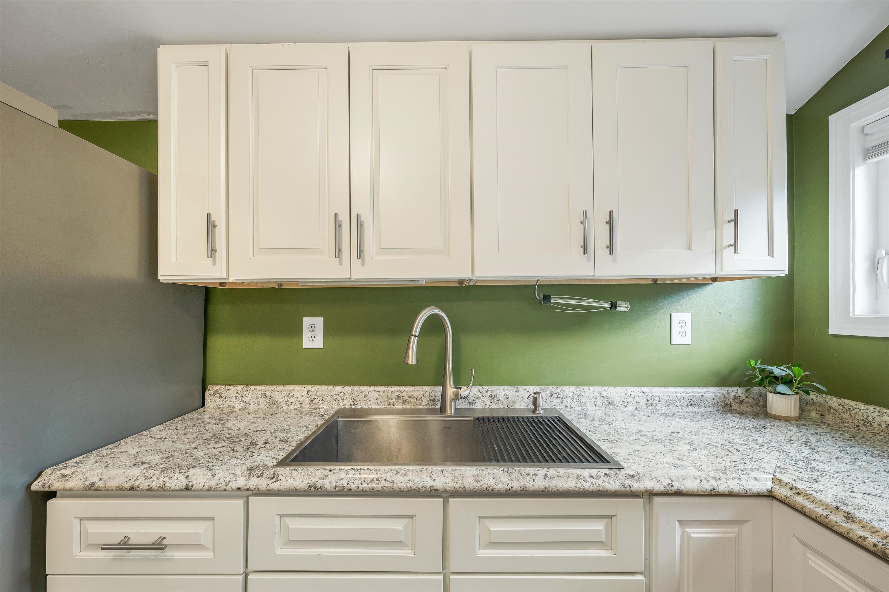 614 Collettes Grove Road Property Photo 29