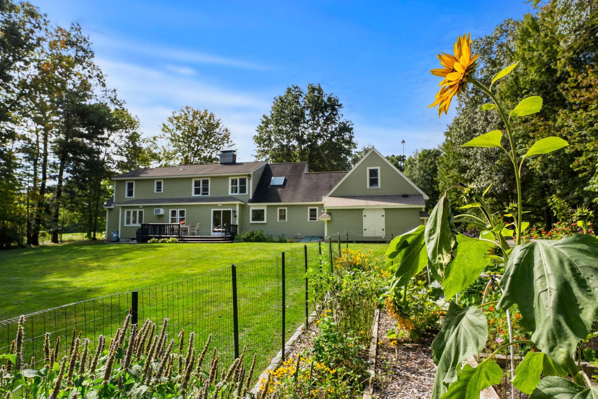 16 Gifford Farm Road Property Photo 8