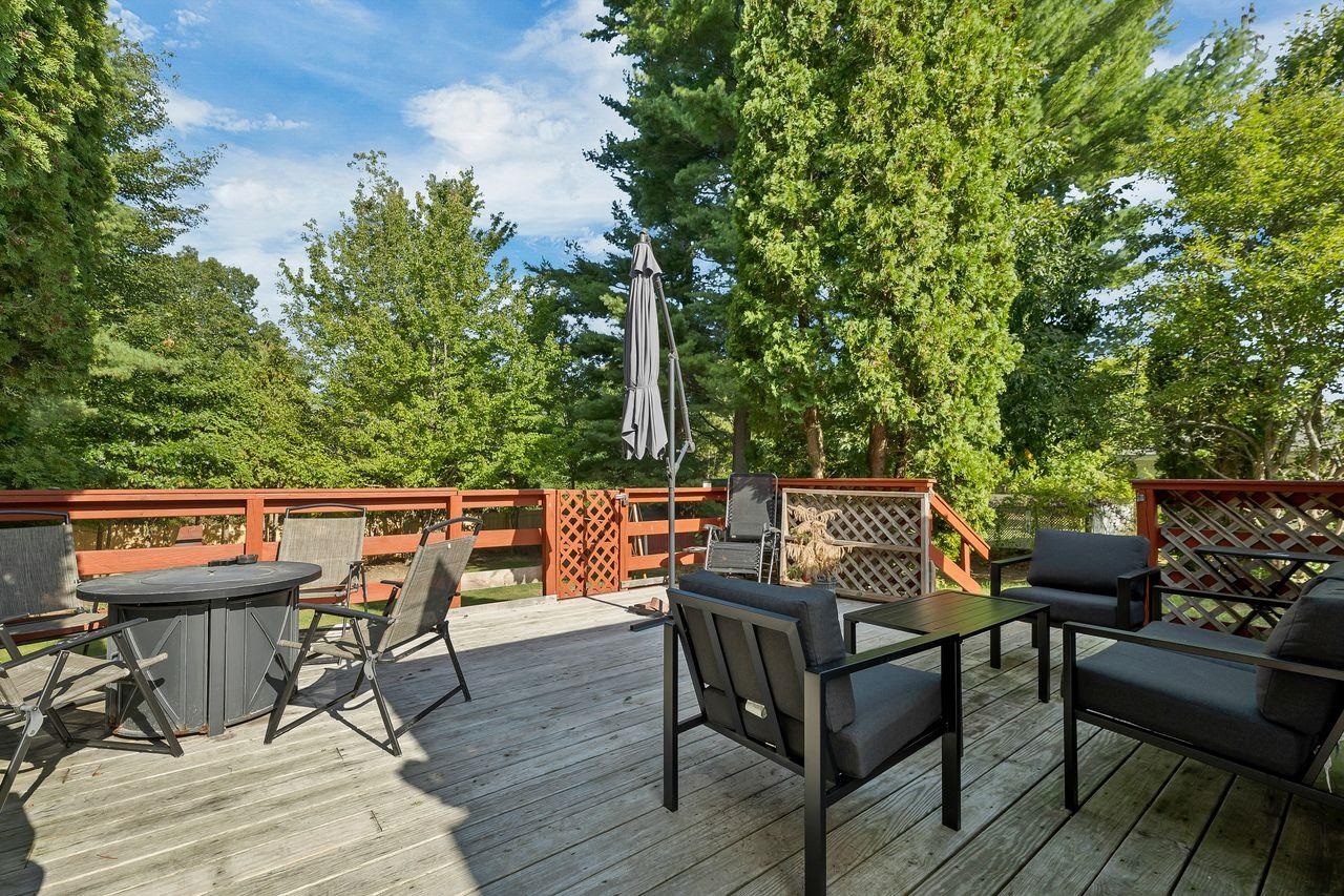33 Cushing Boulevard Property Photo 15