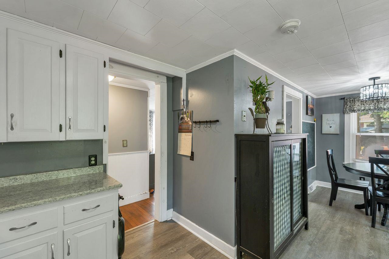 33 Cushing Boulevard Property Photo 28