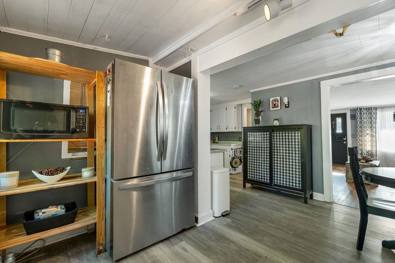 33 Cushing Boulevard Property Photo 30