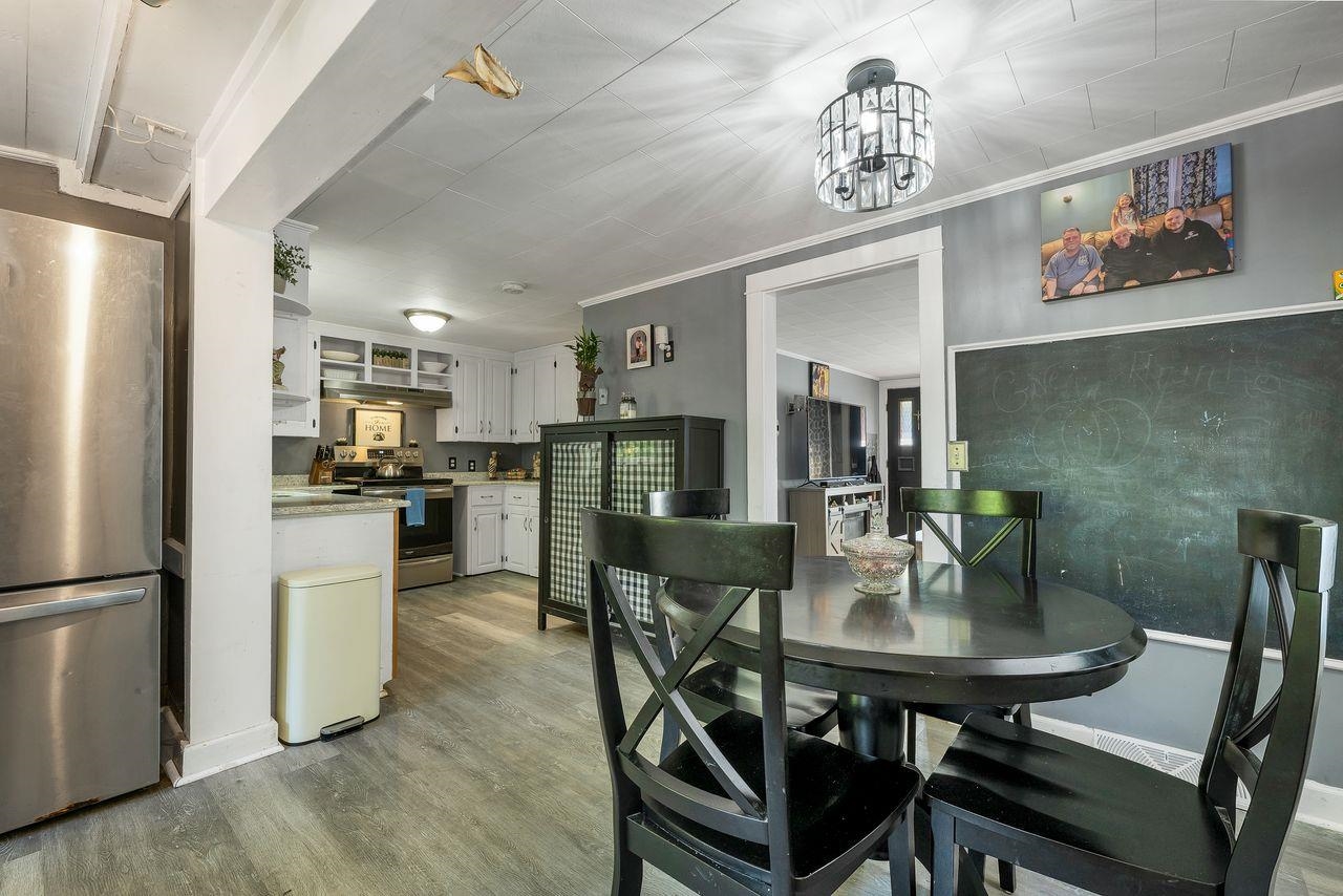 33 Cushing Boulevard Property Photo 33