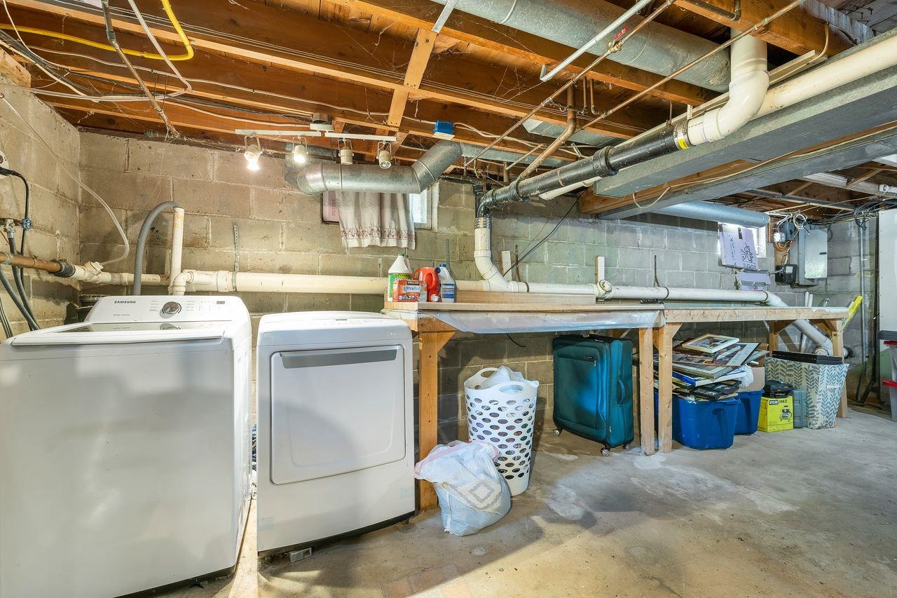 33 Cushing Boulevard Property Photo 54