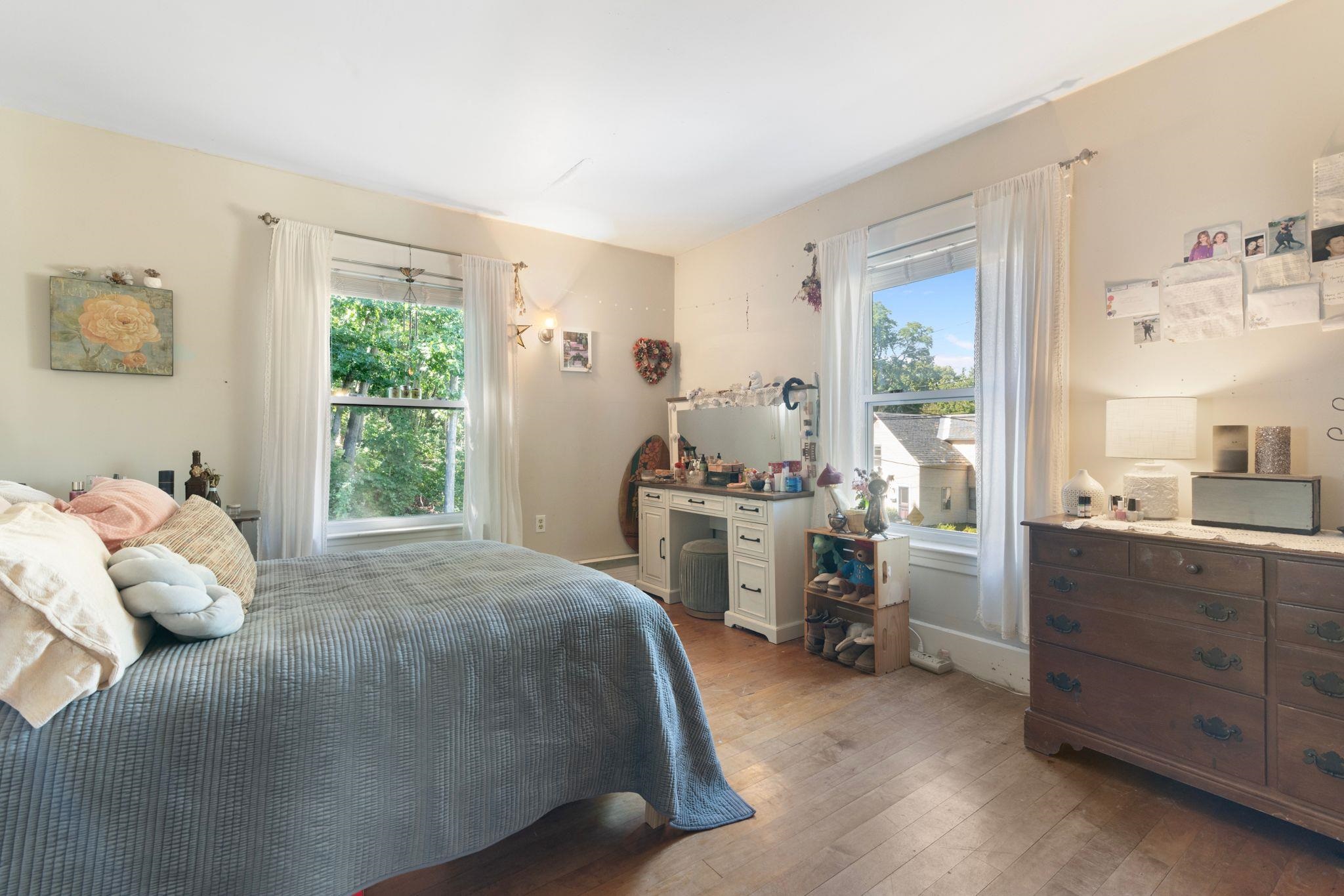 36 Pine Street Property Photo 16