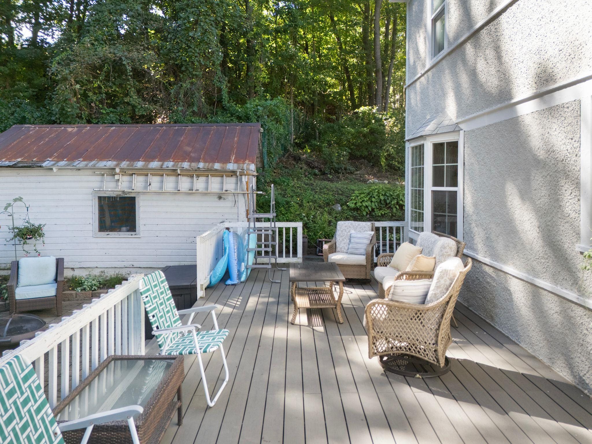 36 Pine Street Property Photo 25