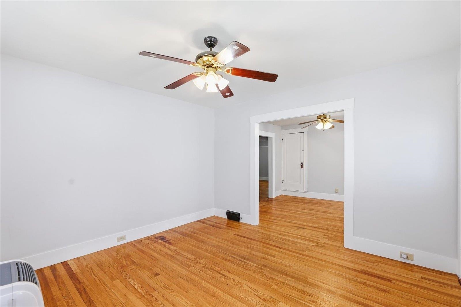 123 Gilsum Street Property Photo 12