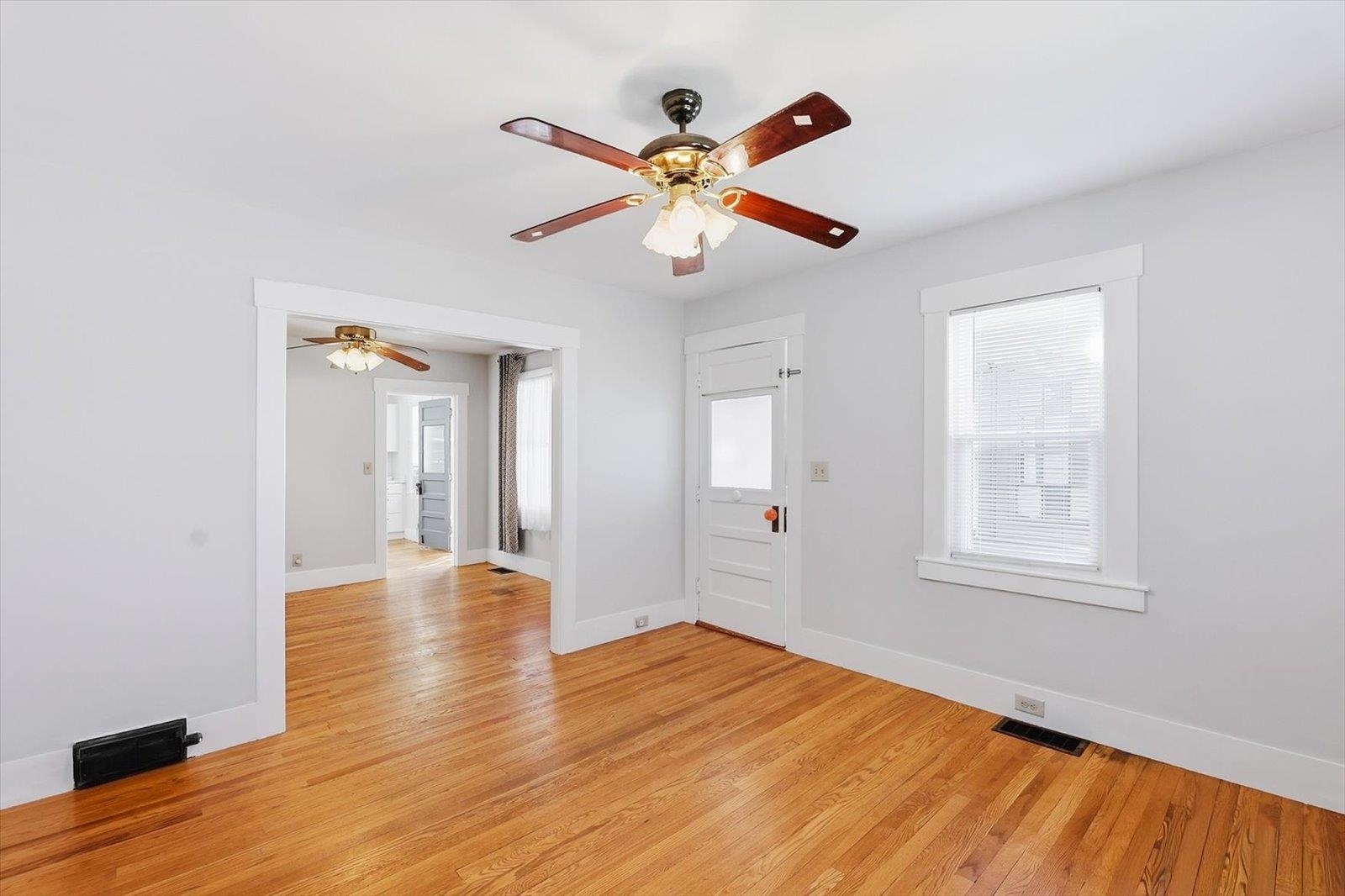 123 Gilsum Street Property Photo 13